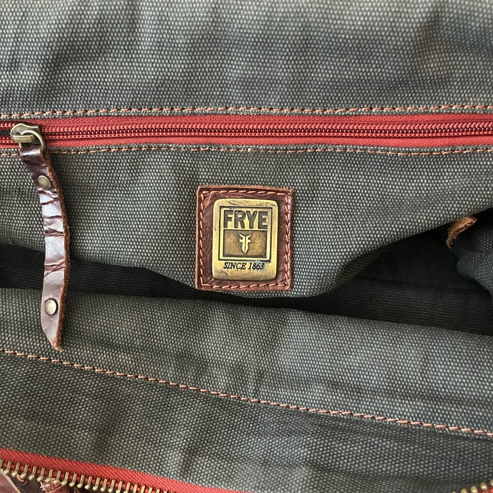 FRYE Vintage shoulder bag. Spectacular Condition - Picture 5 of 8